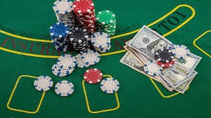 Ilustrasi multi-level rewards sebagai bagian dari program loyalitas pokerbo